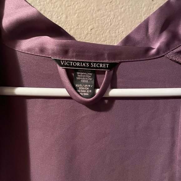 Victoria’sSecret Robe - Picture 2 of 2